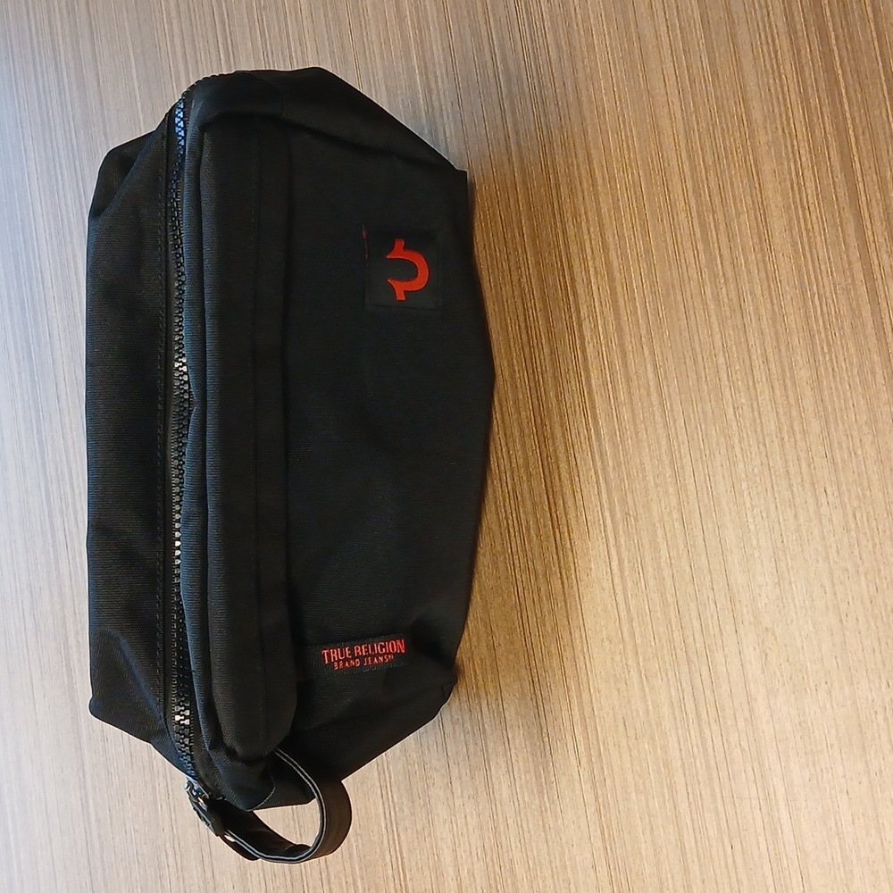 TRUE RELIGION Travel Toiletry Bag